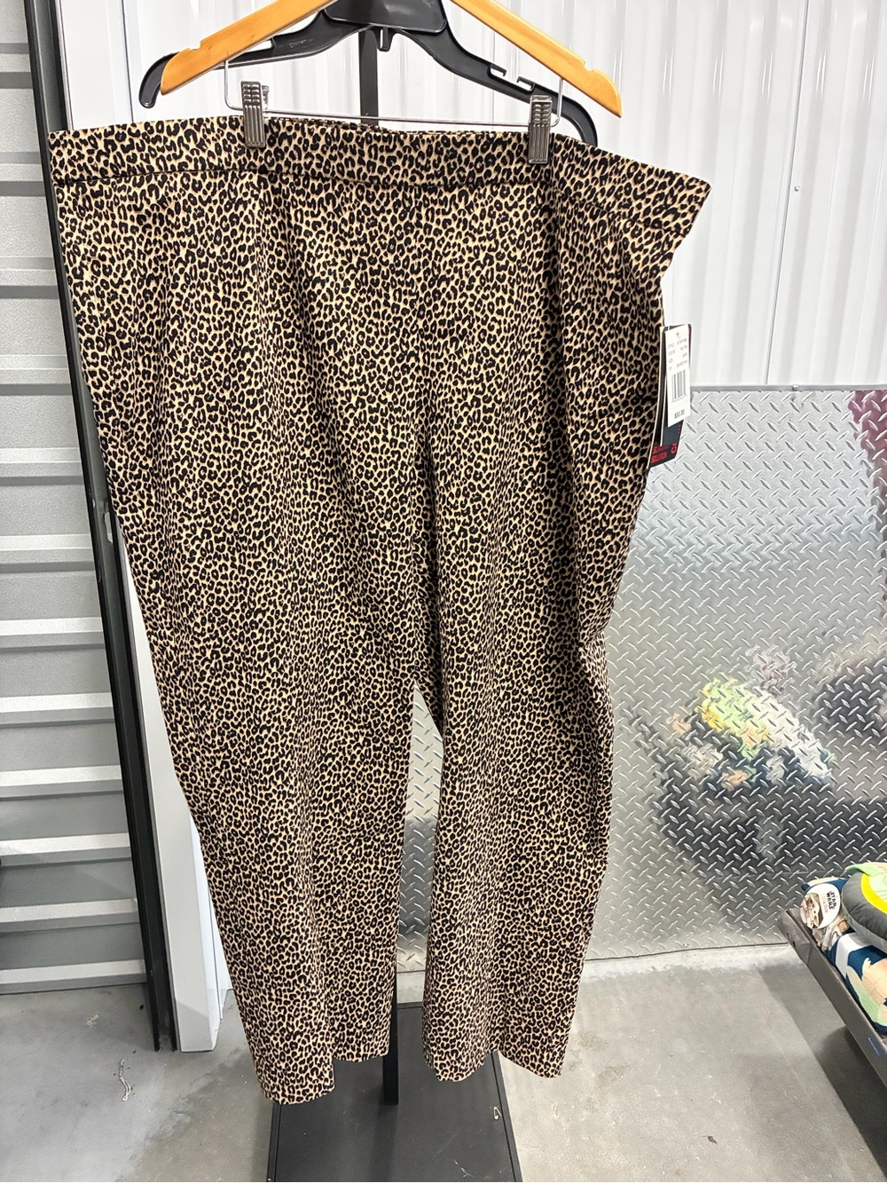 Briggs New York Leopard Print Wide-Leg Pants - Tan/Black
